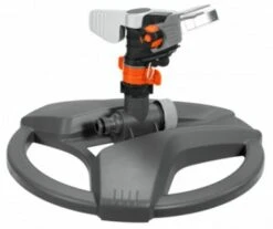 ARROSEUR-CANON SUR TRAINEAU